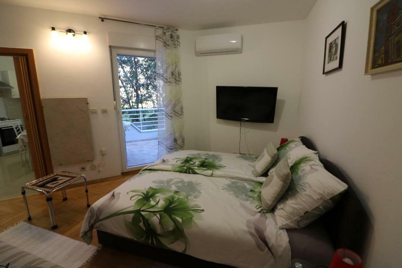 Benedetta Apartment Пула Екстериор снимка