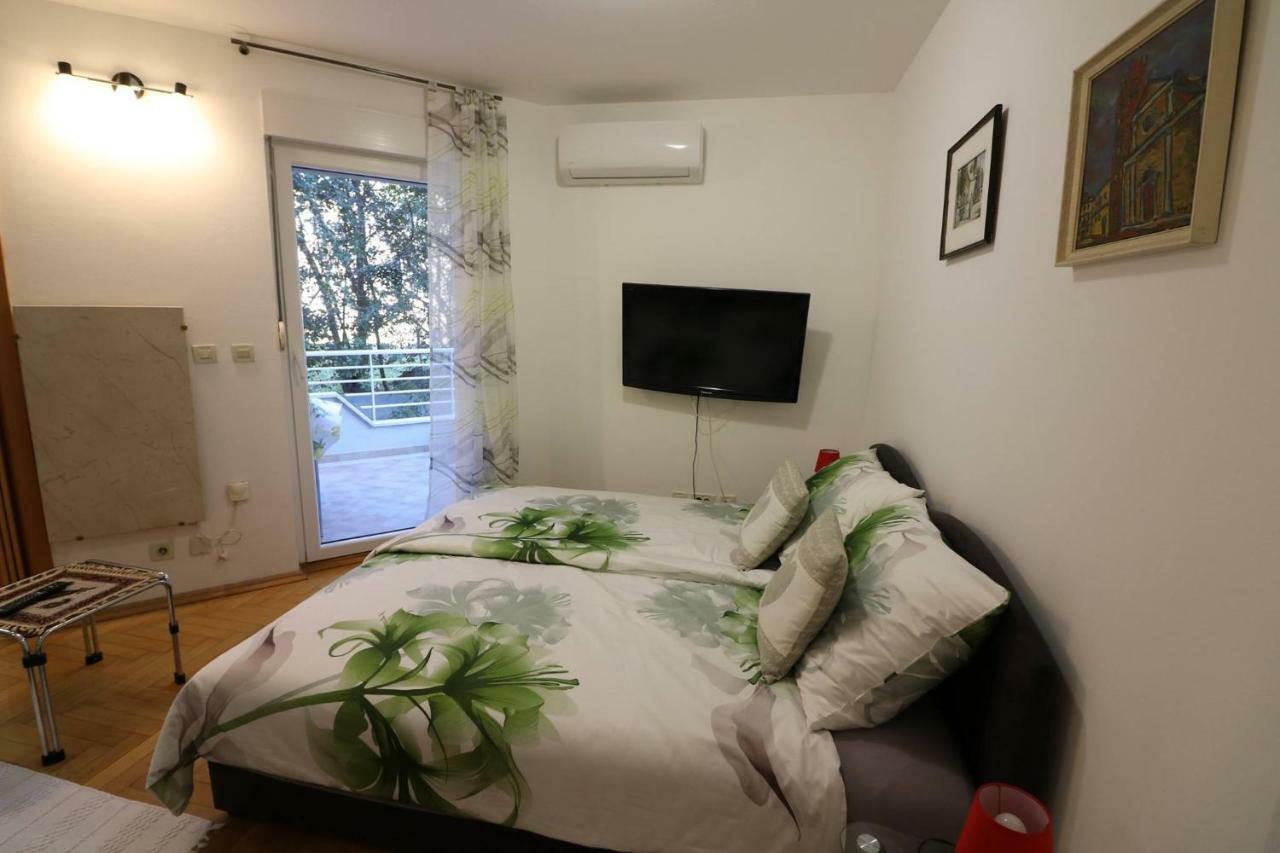 Benedetta Apartment Пула Екстериор снимка