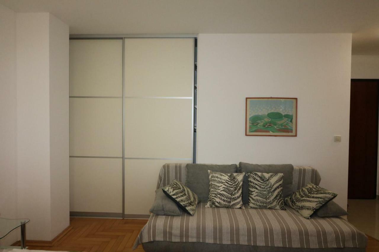 Benedetta Apartment Пула Екстериор снимка